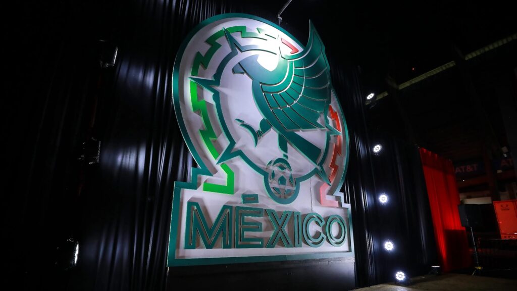 Mexico_Crest_2021
